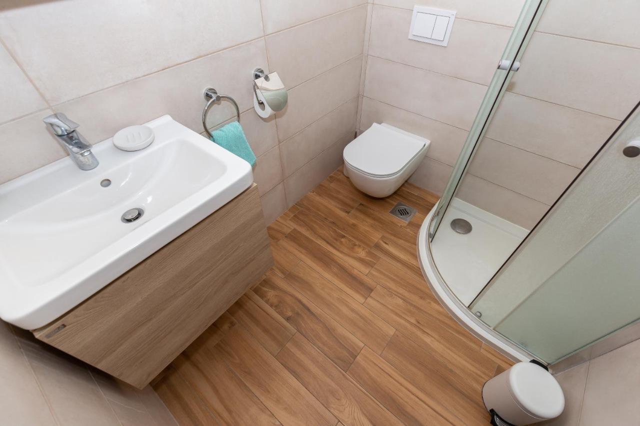 D&D Apartmani Biograd Na Moru Exterior foto